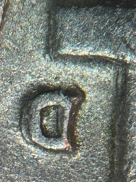 Jefferson-Nickels-1964-D-Normal-Or-Overd-?